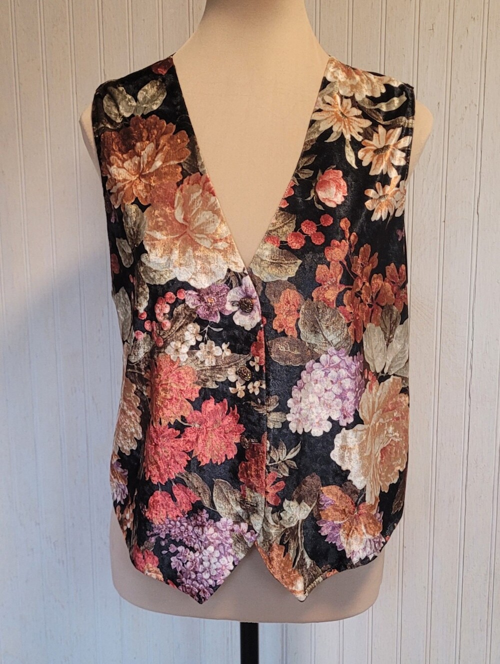 Vintage Anxiety Black Floral Velvet Button Front Vest Size Large